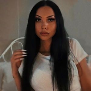 Meet your Posher, Kari